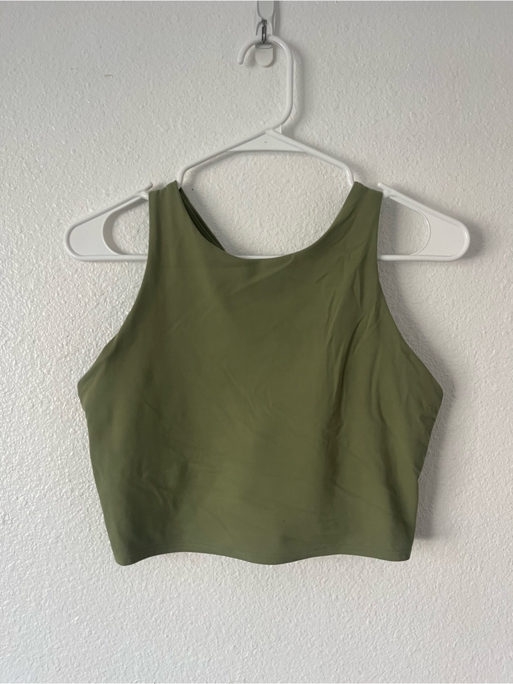 Athleta Conscious Crop Top Powervita Sports Bra Eucalyptus Olive Green M - Picture 2 of 5